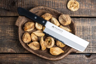 FC-1622 Фотография Кухонный Нож Накири FUJI CUTLERY FC-1622